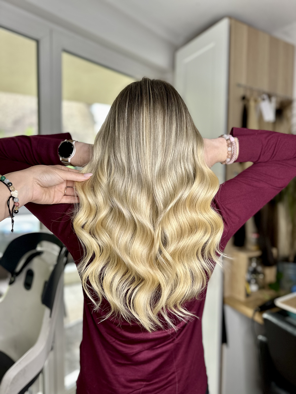 L’Art de la Pose d’Extensions : Secrets de Pro pour une Chevelure Sublimée et Naturelle
